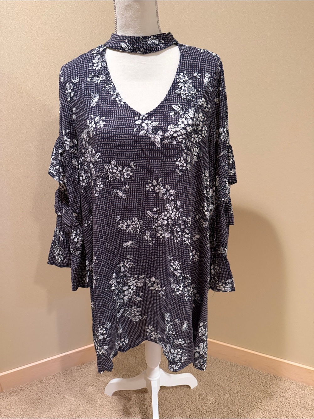 Hem & Thread Navy Floral Choker V-Neck Tunic